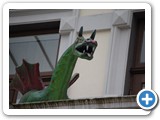 2008-12-19-d3p-and_of_course_over_here_is_the_balcony_for_your_dragon