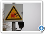 2008-12-23-drh-I_was_told_this_means_dont_hinder_the_train